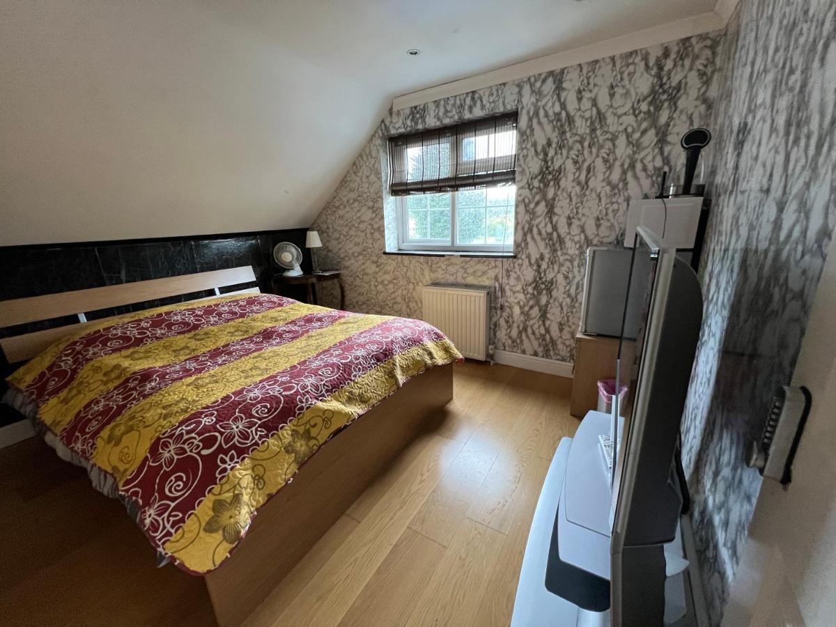 The Caduceus- Residence Chertsey Buitenkant foto