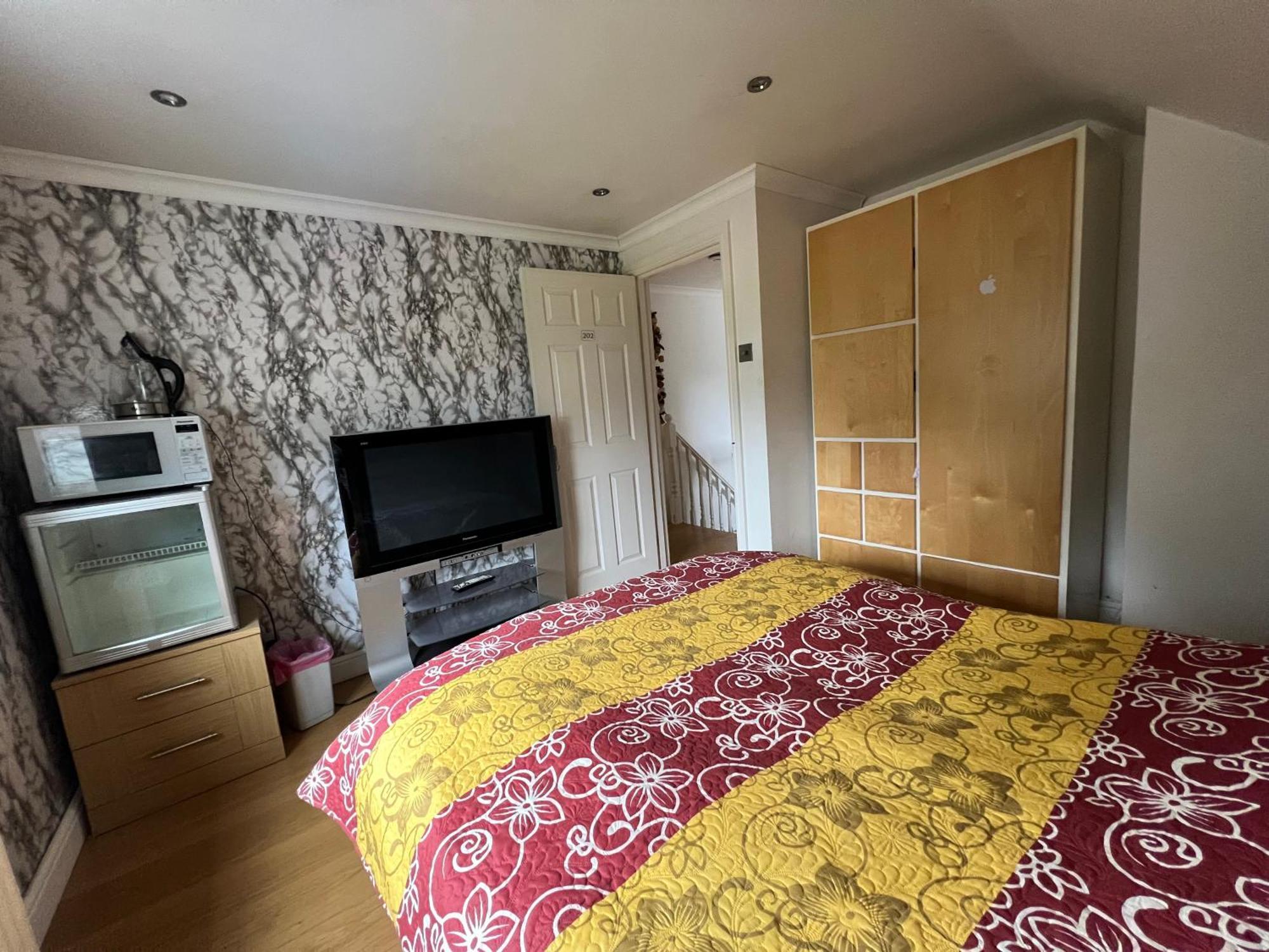 The Caduceus- Residence Chertsey Buitenkant foto